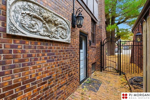 5116 Parker Street, Omaha, NE 68104