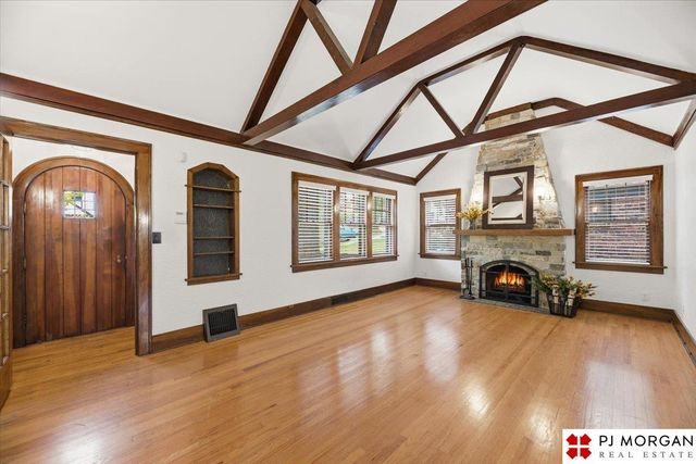 5116 Parker Street, Omaha, NE 68104