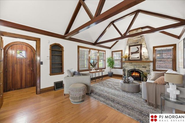 5116 Parker Street, Omaha, NE 68104