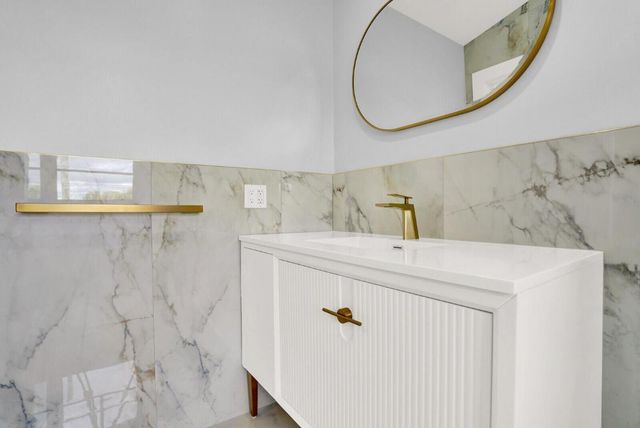 8557 Windy Circle, Boynton Beach, FL 33472