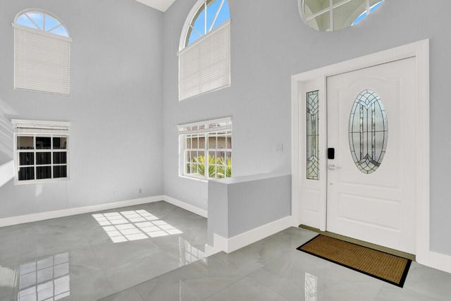 8557 Windy Circle, Boynton Beach, FL 33472