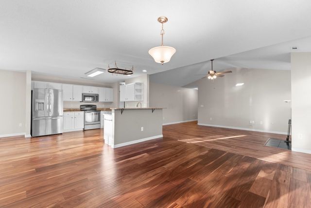 24 Wildflower Trail, Pawleys Island, SC 29585