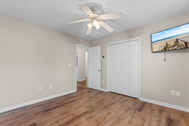 24 Wildflower Trail, Pawleys Island, SC 29585