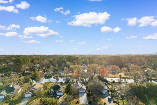 24 Wildflower Trail, Pawleys Island, SC 29585