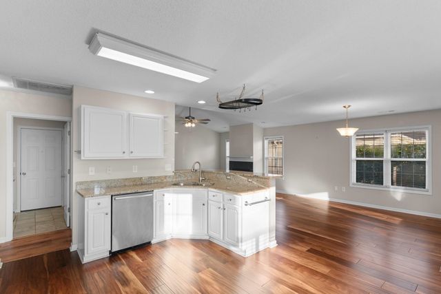 24 Wildflower Trail, Pawleys Island, SC 29585