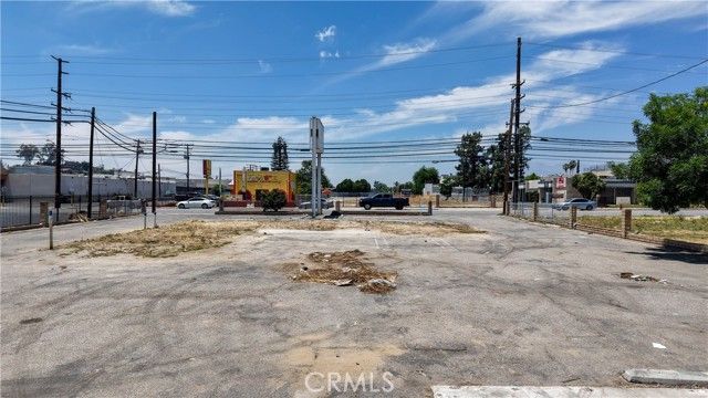 2345 Del Rosa Ave, San Bernardino, CA 92404