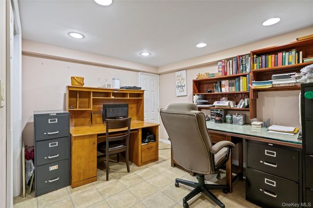 1500 Wagner Street, Wantagh, NY 11793