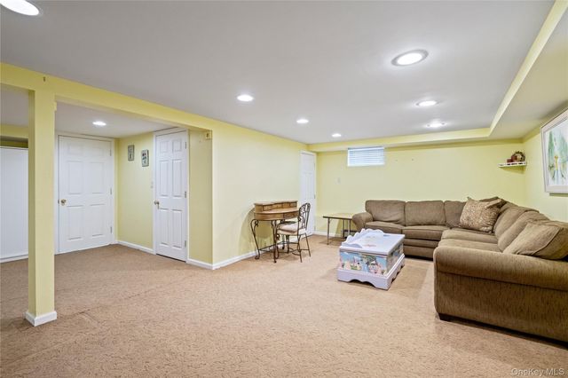 1500 Wagner Street, Wantagh, NY 11793