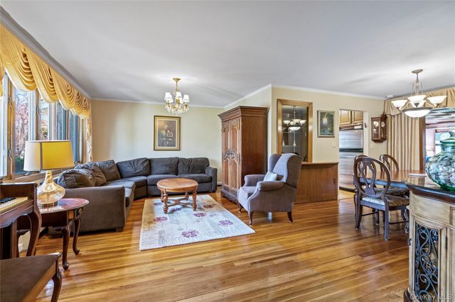1500 Wagner Street, Wantagh, NY 11793