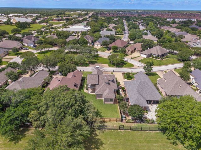 309 Cecilia Loop, College Station, TX 77845
