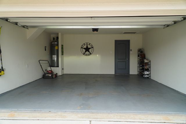 13624 Helix Bridge Way, Crowley, TX 76036