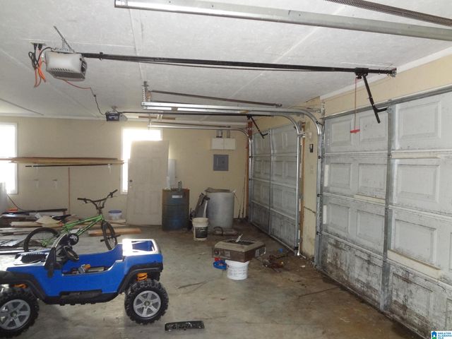 125 LAKE DRIVE, Springville, AL 35146