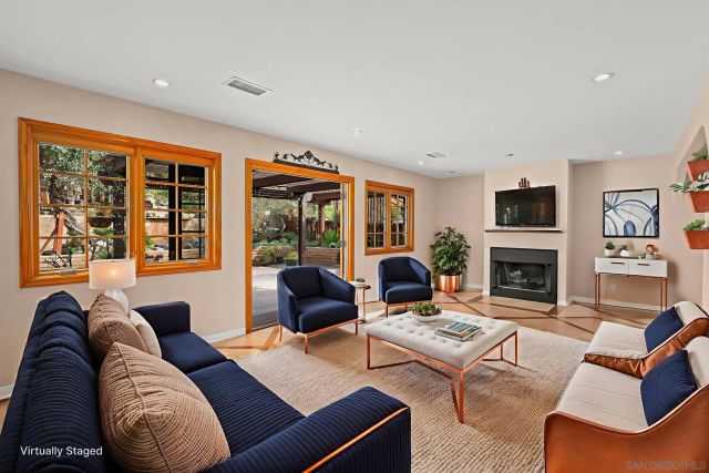 1849 Playa Riviera Dr, Cardiff, CA 92007