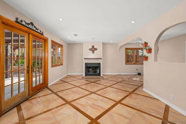 1849 Playa Riviera Dr, Cardiff, CA 92007