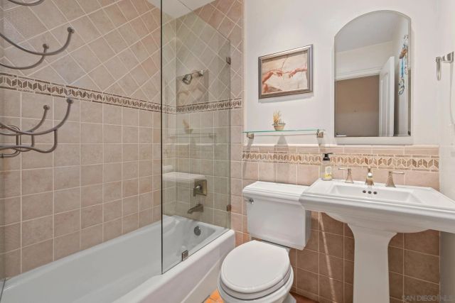 1849 Playa Riviera Dr, Cardiff, CA 92007