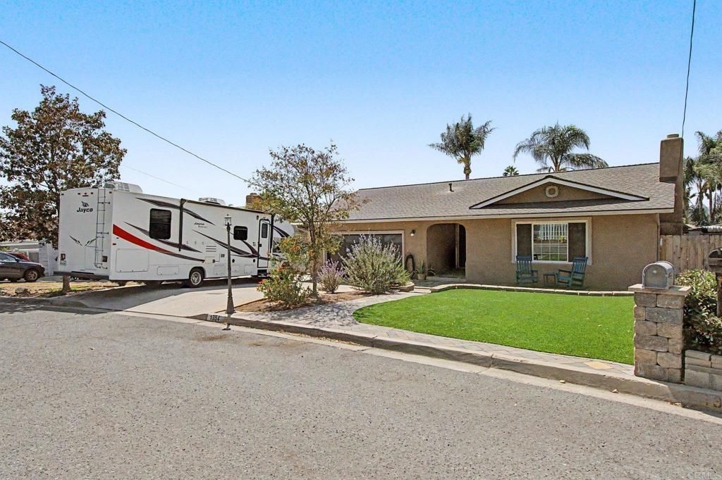 1354 Lindenwood Drive, El Cajon, CA 92021 — photo 2