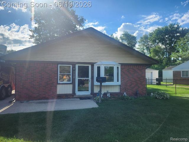 11298 Superior Avenue, Warren, MI 48089
