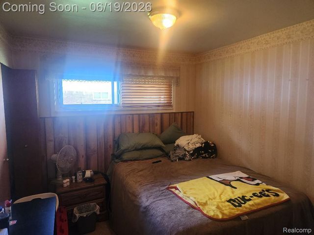 11298 Superior Avenue, Warren, MI 48089