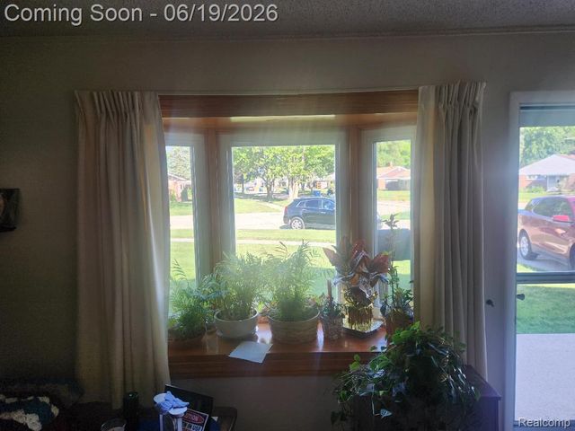 11298 Superior Avenue, Warren, MI 48089