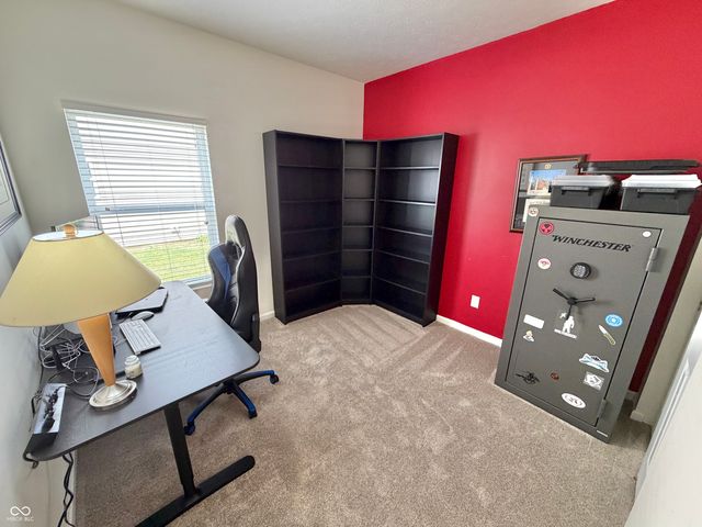 887 Sommersweet Run, Greenwood, IN 46143