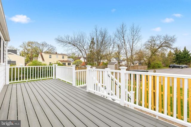 9017 RHODE ISLAND AVE, College Park, MD 20740