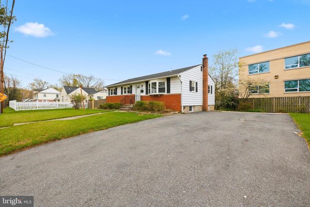 9017 RHODE ISLAND AVE, College Park, MD 20740