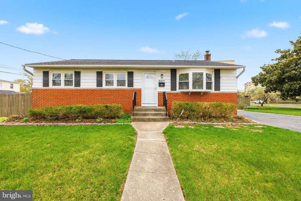 9017 RHODE ISLAND AVE, College Park, MD 20740