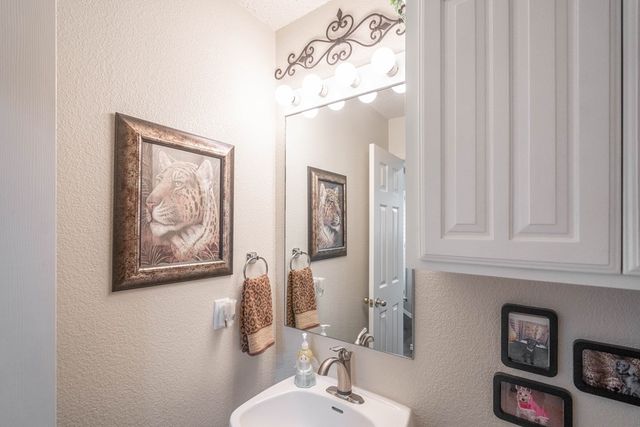 83 Emerald Forest Dr, Odessa, TX 79762