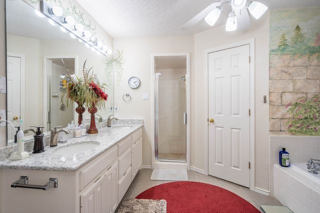 83 Emerald Forest Dr, Odessa, TX 79762