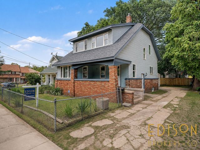 29 Home Street SW, Grand Rapids, MI 49507