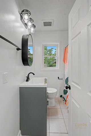 29 Home Street SW, Grand Rapids, MI 49507