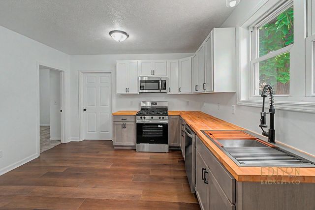 29 Home Street SW, Grand Rapids, MI 49507