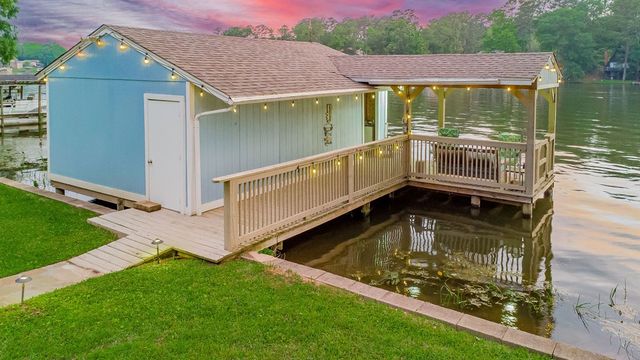 552 E Hideaway Lane, Hideaway, TX 75771
