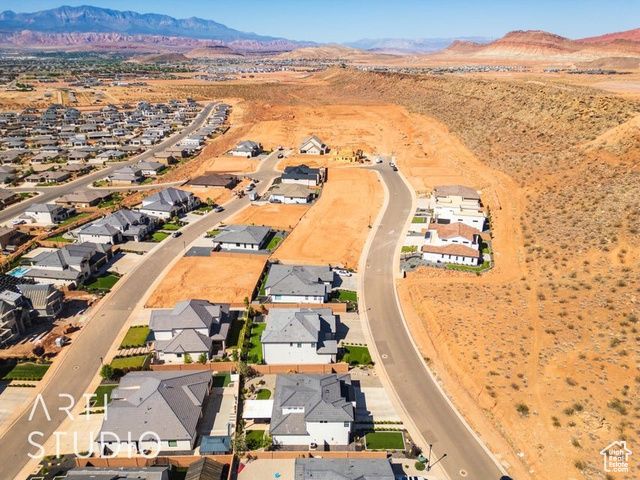 3330 S WALNUT CANYON DR, St. George, UT 84790