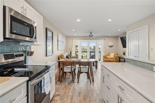 1404 Mazatlan, Rockport, TX 78382