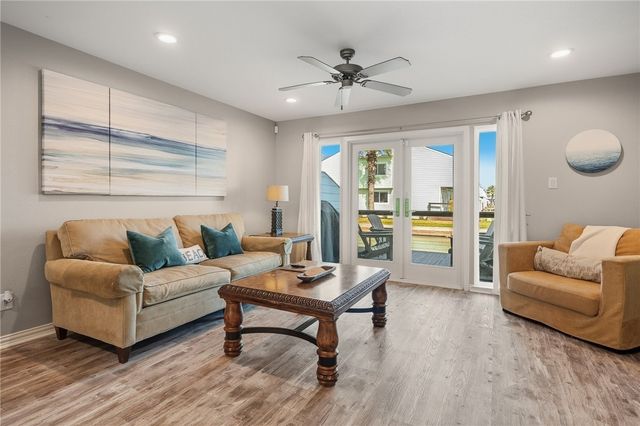 1404 Mazatlan, Rockport, TX 78382