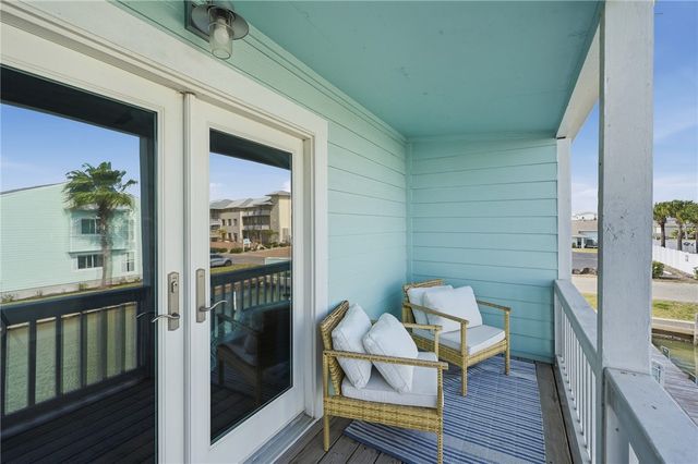 1404 Mazatlan, Rockport, TX 78382