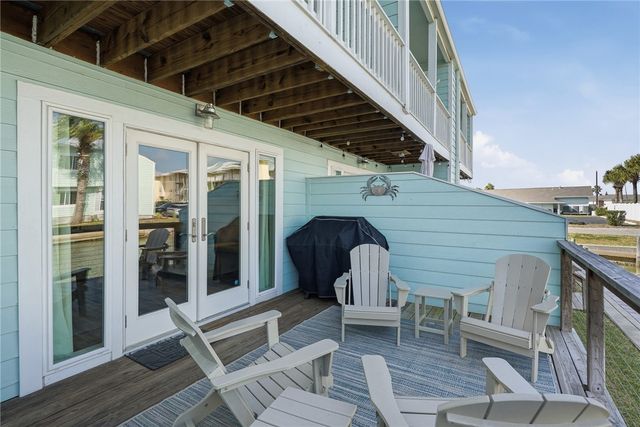 1404 Mazatlan, Rockport, TX 78382