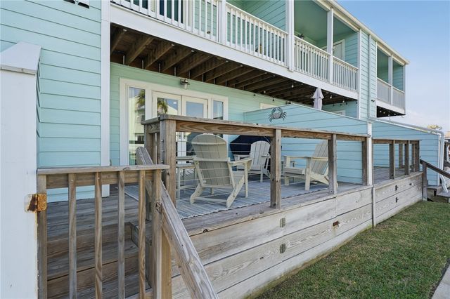 1404 Mazatlan, Rockport, TX 78382