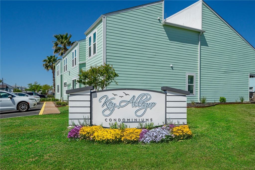 1404 Mazatlan 1404, Rockport, TX 78382 — photo 4