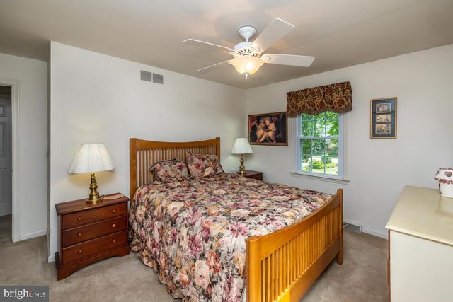 1466 GROVE AVE, West Chester, PA 19380