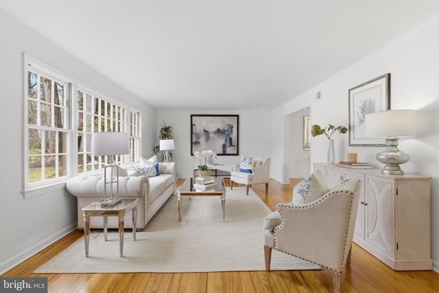 3301 GOLDSBORO CT, Falls Church, VA 22042