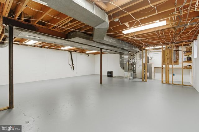 3301 GOLDSBORO CT, Falls Church, VA 22042