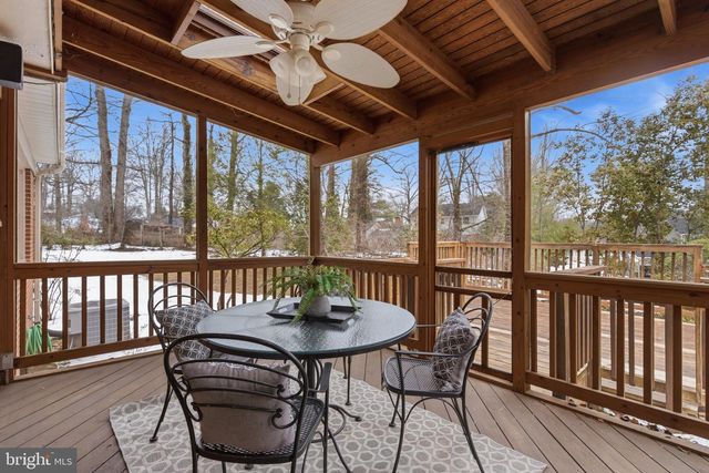 3301 GOLDSBORO CT, Falls Church, VA 22042