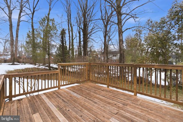 3301 GOLDSBORO CT, Falls Church, VA 22042