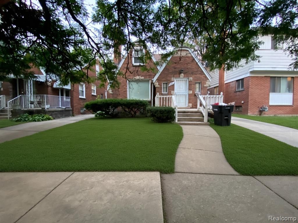 8080 Cloverlawn Street, Detroit, MI 48204