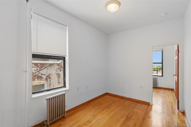 32-86 30th Street 4A, Astoria, NY 11106
