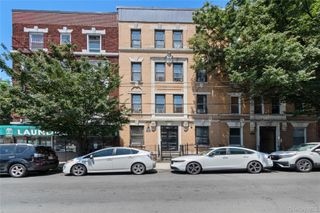 32-86 30th Street 4A, Astoria, NY 11106