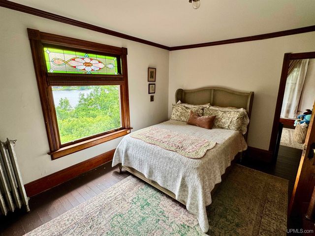 624 Lake Avenue, Hancock, MI 49930