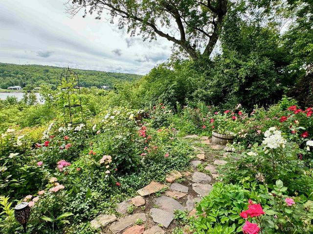 624 Lake Avenue, Hancock, MI 49930